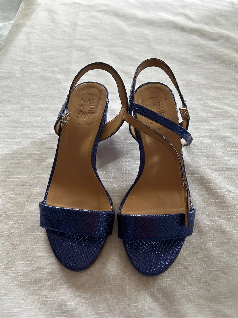 Naturalizer Navy Textured Slingback Heels